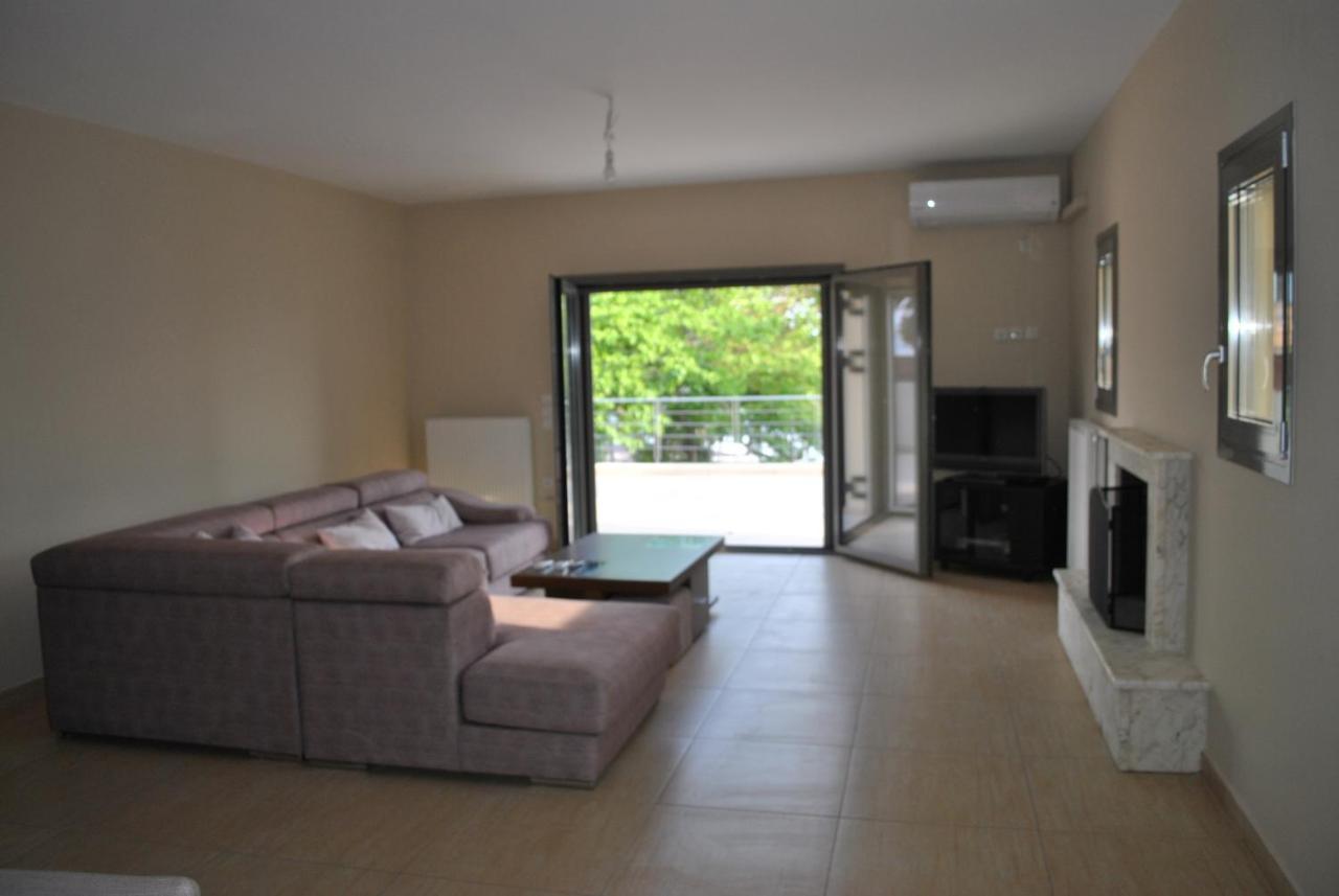 Artemis - Marina Apartments Evia Экстерьер фото